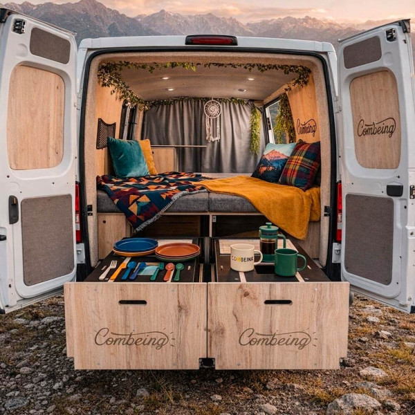 transformation fourgon en camping car sans per&ccedil;age